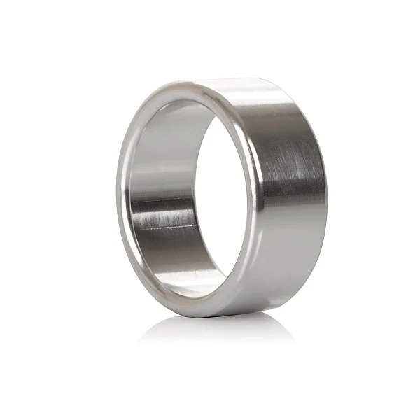 Alloy Metallic Ring - M - Zilver van het merk Rings - Cockringen - online bestellen bij Masculum.nl. De discrete online seks-toys en erotisch heren ondergoed winkel voor gay & hetero mannen.