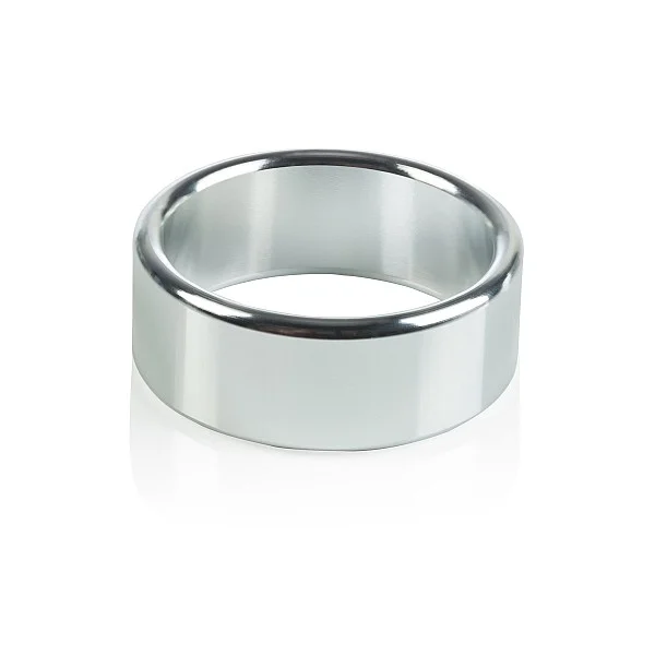 Alloy Metallic Ring - Large - Zilver van het merk Rings - Cockringen - online bestellen bij Masculum.nl. De discrete online seks-toys en erotisch heren ondergoed winkel voor gay & hetero mannen.