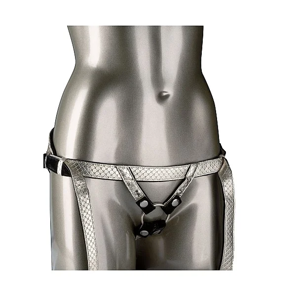 The Regal Duchess - Goud van het merk Her Royal Harness -  - online bestellen bij Masculum.nl. De discrete online seks-toys en erotisch heren ondergoed winkel voor gay & hetero mannen.
