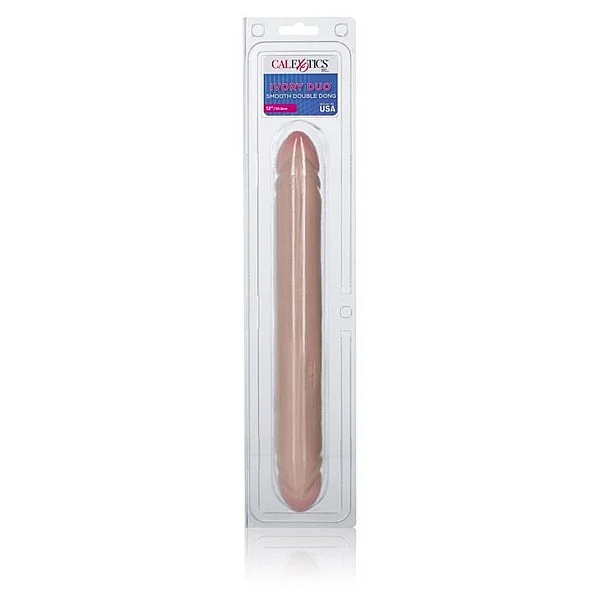 Smooth Double Dong - Lichte huidskleur van het merk Lifelike Dongs - Dubbele Dildo's - online bestellen bij Masculum.nl. De discrete online seks-toys en erotisch heren ondergoed winkel voor gay & hetero mannen.