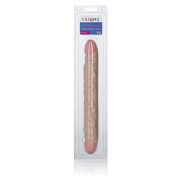 Veined Double Dong 12 Inch - Lichte huidskleur van het merk Lifelike Dongs - Dubbele Dildo's - online kopen bij Masculum.nl. De discrete online seks-toys en erotisch heren ondergoed winkel voor gay & hetero mannen.