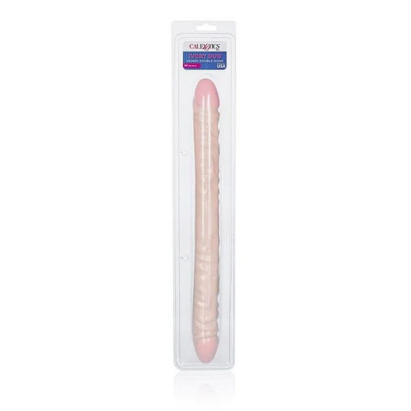 Veined Double Dong 18 Inch - Lichte huidskleur van het merk Lifelike Dongs - Dubbele Dildo's - online bestellen bij Masculum.nl. De discrete online seks-toys en erotisch heren ondergoed winkel voor gay & hetero mannen.