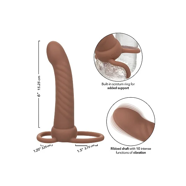 Performance Maxx Rechargeable Ribbed Dual Penetrator - Bruine huidskleur van het merk Performance Maxx - Penis Sleeves - online kopen bij Masculum.nl. De discrete online seks-toys en erotisch heren ondergoed winkel voor gay & hetero mannen.