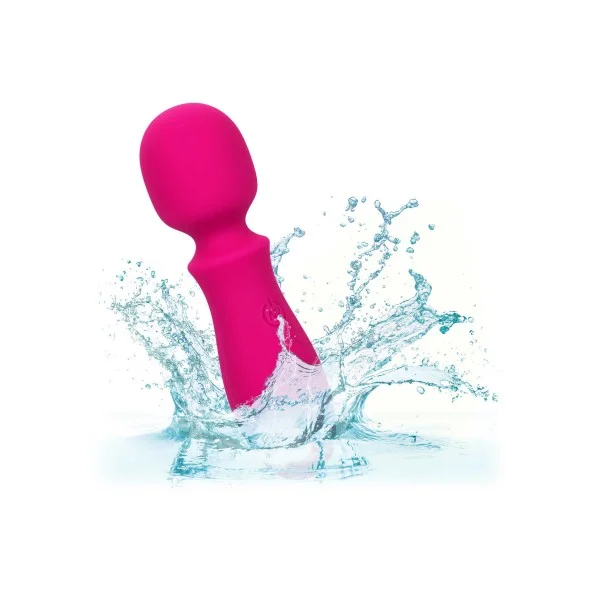 Bliss Liquid Silicone Mini Wand - Roze van het merk Bliss - Kleine Mini Wand Massager - online bestellen bij Masculum.nl. De discrete online seks-toys en erotisch heren ondergoed winkel voor gay & hetero mannen.