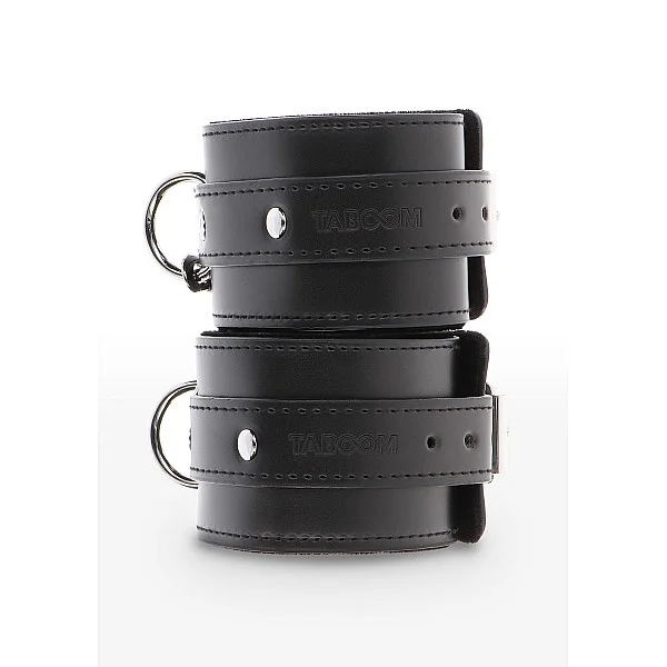 Ankle Cuffs - Zwart van het merk Luxury Bondage Essentials - Boeien - online bestellen bij Masculum.nl. De discrete online seks-toys en erotisch heren ondergoed winkel voor gay & hetero mannen.