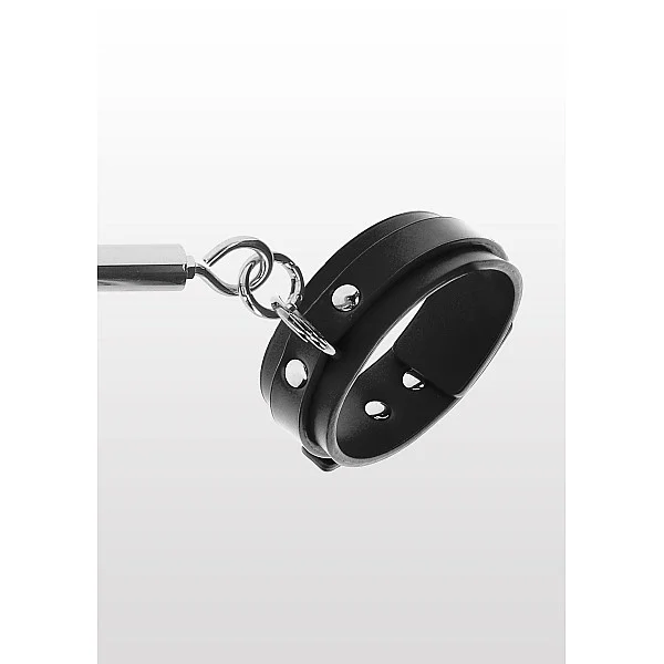 Spreader Bar with Ankle Cuffs - Zwart van het merk Luxury Bondage Essentials - Spreidstangen - online kopen bij Masculum.nl. De discrete online seks-toys en erotisch heren ondergoed winkel voor gay & hetero mannen.