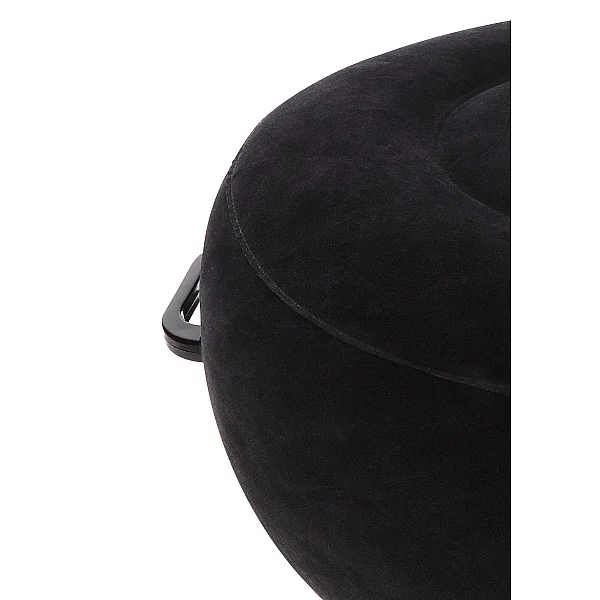 Inflatable Fuck Seat with Remote - Zwart van het merk Luxury Bondage Essentials - Sexmachines - online bestellen bij Masculum.nl. De discrete online seks-toys en erotisch heren ondergoed winkel voor gay & hetero mannen.