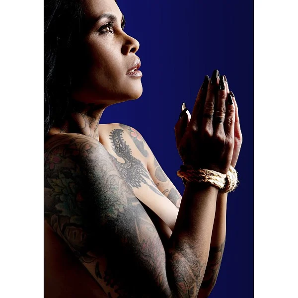 Hemp Rope 1.5 meter 7 mm - Nude van het merk Bondage Ropes - Bondage Touwen - online bestellen bij Masculum.nl. De discrete online seks-toys en erotisch heren ondergoed winkel voor gay & hetero mannen.
