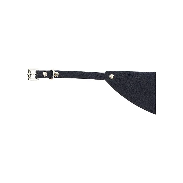 Signature Blindfold - Zwart van het merk Dona - Bondage Maskers - online bestellen bij Masculum.nl. De discrete online seks-toys en erotisch heren ondergoed winkel voor gay & hetero mannen.