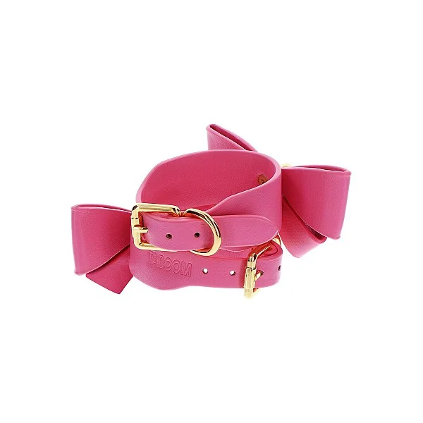 Taboom Malibu Wrist Cuffs - Polsboeien van het merk Malibu - Leren Boeien - online kopen bij Masculum.nl. De discrete online seks-toys en erotisch heren ondergoed winkel voor gay & hetero mannen.