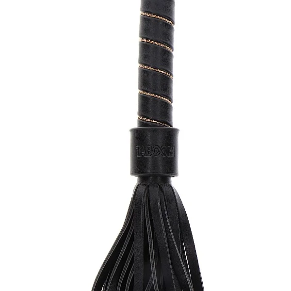 Studded Whip - Zwart van het merk Vogue - Paddles - online kopen bij Masculum.nl. De discrete online seks-toys en erotisch heren ondergoed winkel voor gay & hetero mannen.