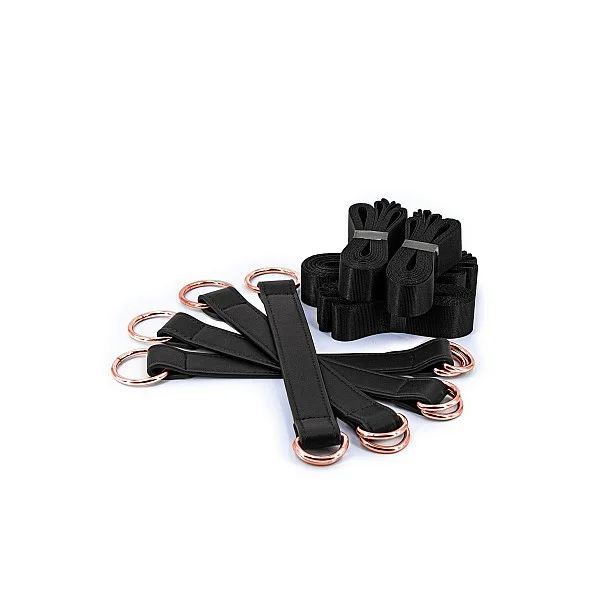 Bondage Couture Tiedown Straps - Zwart van het merk Bondage Couture - Bondage Sets - online kopen bij Masculum.nl. De discrete online seks-toys en erotisch heren ondergoed winkel voor gay & hetero mannen.