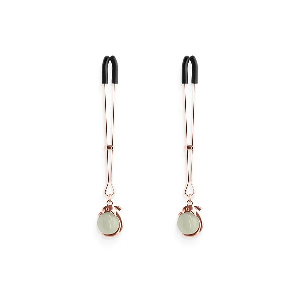 Nipple Clamps G1 - Goud van het merk Bound - Tepelklemmen - online kopen bij Masculum.nl. De discrete online seks-toys en erotisch heren ondergoed winkel voor gay & hetero mannen.