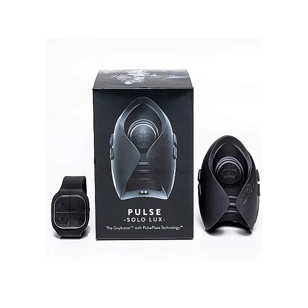 Pulse Solo Lux - Zwart van het merk Hot Octopuss - Sleeve Masturbators - online bestellen bij Masculum.nl. De discrete online seks-toys en erotisch heren ondergoed winkel voor gay & hetero mannen.