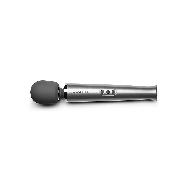 Le Wand Rechargeable Massager - Grijs van het merk Le Wand - Wand Massagers - online bestellen bij Masculum.nl. De discrete online seks-toys en erotisch heren ondergoed winkel voor gay & hetero mannen.