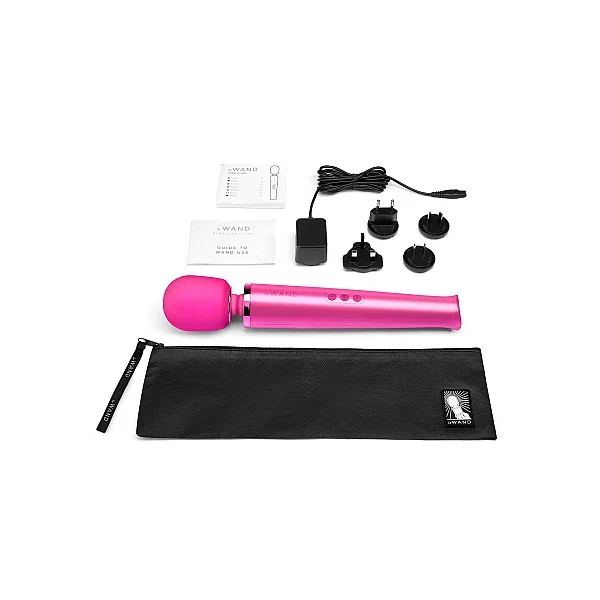 Le Wand Rechargeable Massager - Roze van het merk Le Wand - Wand Massagers - online bestellen bij Masculum.nl. De discrete online seks-toys en erotisch heren ondergoed winkel voor gay & hetero mannen.
