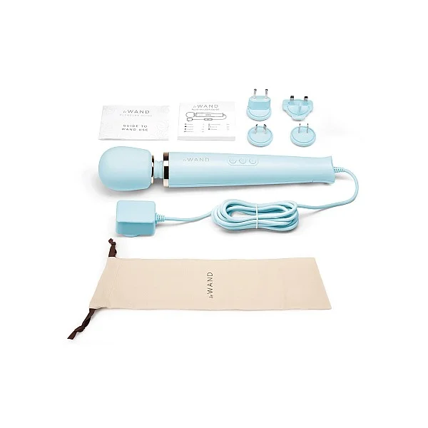 Le Wand Plugin Massager - Blauw van het merk Le Wand - Wand Massagers - online kopen bij Masculum.nl. De discrete online seks-toys en erotisch heren ondergoed winkel voor gay & hetero mannen.