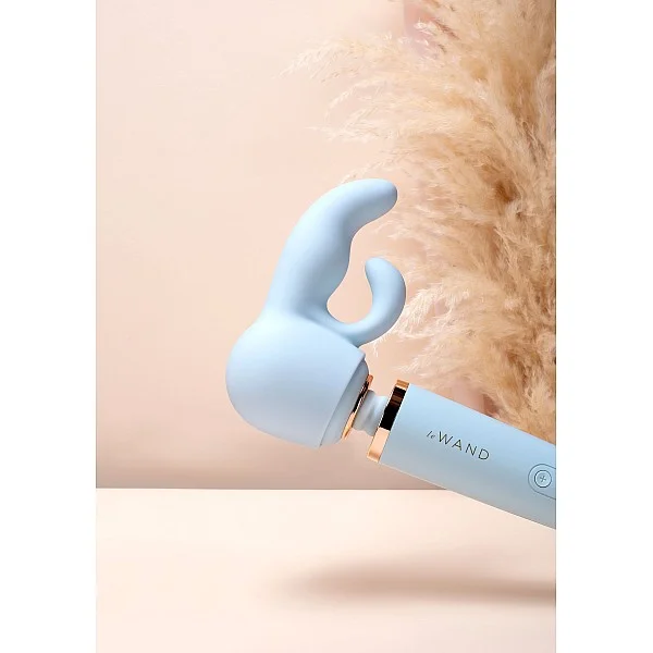 Le Wand Dual Head - Blauw van het merk Le Wand - Vibrator Opzetstukken - online bestellen bij Masculum.nl. De discrete online seks-toys en erotisch heren ondergoed winkel voor gay & hetero mannen.