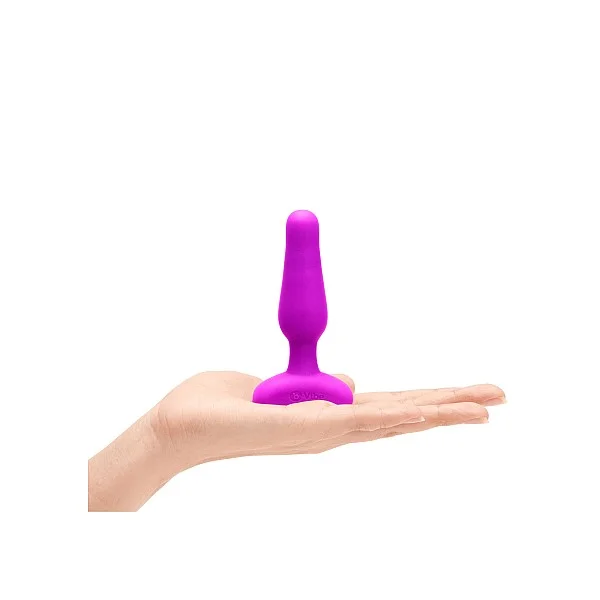 B-Vibe Novice Plug - Fuchsia van het merk b-Vibe - Buttplugs - online bestellen bij Masculum.nl. De discrete online seks-toys en erotisch heren ondergoed winkel voor gay & hetero mannen.