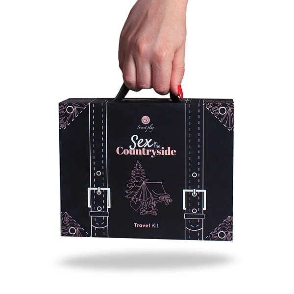 Sex In The Countryside Kit - Assortiment van het merk Secret Play -  - online kopen bij Masculum.nl. De discrete online seks-toys en erotisch heren ondergoed winkel voor gay & hetero mannen.