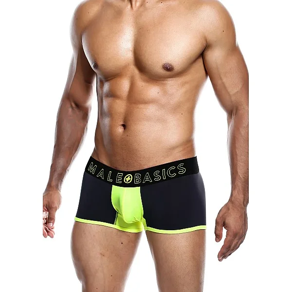 MaleBasics Neon Trunk - Geel van het merk Malebasics - Heren Lingerie - online bestellen bij Masculum.nl. De discrete online seks-toys en erotisch heren ondergoed winkel voor gay & hetero mannen.
