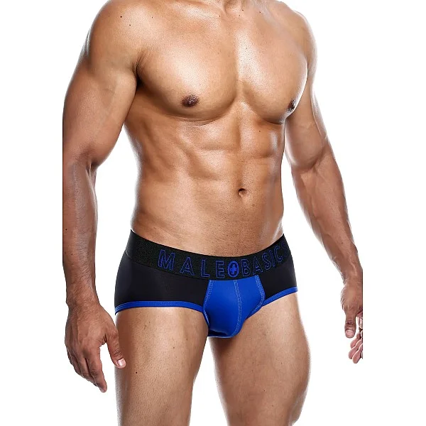 MaleBasics Neon Brief - Blauw van het merk Malebasics - Heren Lingerie - online kopen bij Masculum.nl. De discrete online seks-toys en erotisch heren ondergoed winkel voor gay & hetero mannen.