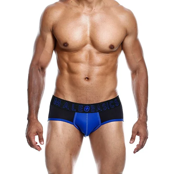 MaleBasics Neon Brief - Blauw van het merk Malebasics - Heren Lingerie - online kopen bij Masculum.nl. De discrete online seks-toys en erotisch heren ondergoed winkel voor gay & hetero mannen.