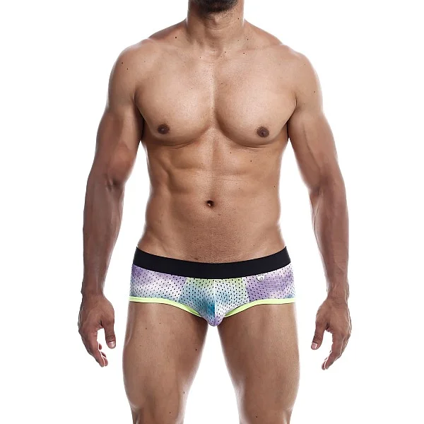 MOB Aero Brief - Groen van het merk MOB Eroticwear - Heren Lingerie - online kopen bij Masculum.nl. De discrete online seks-toys en erotisch heren ondergoed winkel voor gay & hetero mannen.