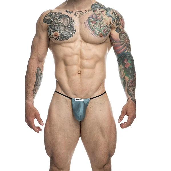 J+S Classic G-String Bulge - Grijs van het merk Justin+Simon - Heren Lingerie - online bestellen bij Masculum.nl. De discrete online seks-toys en erotisch heren ondergoed winkel voor gay & hetero mannen.