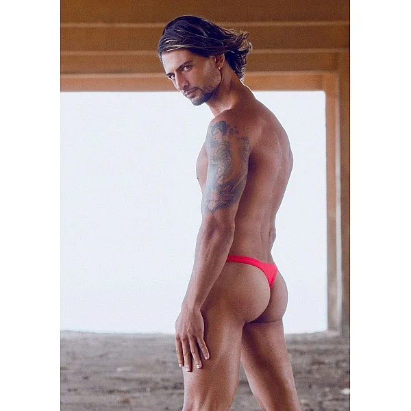 J+S Classic Tanga - Rood van het merk Justin+Simon - Heren Lingerie - online kopen bij Masculum.nl. De discrete online seks-toys en erotisch heren ondergoed winkel voor gay & hetero mannen.