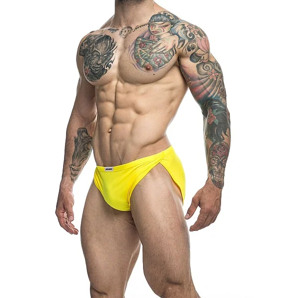 J+S Running Short - Geel van het merk Justin+Simon - Heren Lingerie - online kopen bij Masculum.nl. De discrete online seks-toys en erotisch heren ondergoed winkel voor gay & hetero mannen.