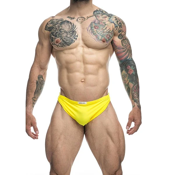 J+S Running Short - Geel van het merk Justin+Simon - Heren Lingerie - online kopen bij Masculum.nl. De discrete online seks-toys en erotisch heren ondergoed winkel voor gay & hetero mannen.