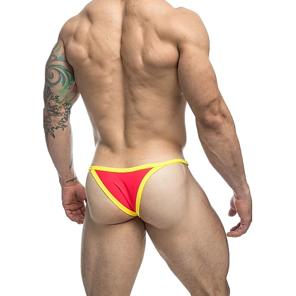 J+S Bikini One - Rood van het merk Justin+Simon - Heren Lingerie - online bestellen bij Masculum.nl. De discrete online seks-toys en erotisch heren ondergoed winkel voor gay & hetero mannen.
