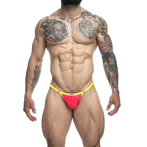 J+S Bikini One - Rood van het merk Justin+Simon - Heren Lingerie - online bestellen bij Masculum.nl. De discrete online seks-toys en erotisch heren ondergoed winkel voor gay & hetero mannen.