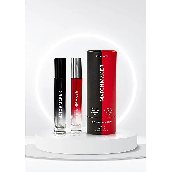 Pheromone Parfum Couples Kit - Assortiment van het merk Matchmaker - Feromonen Parfum - online kopen bij Masculum.nl. De discrete online seks-toys en erotisch heren ondergoed winkel voor gay & hetero mannen.