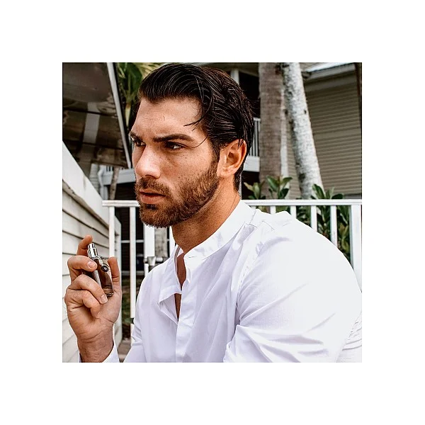 Pheromone Attract Her 50ml - Confidence van het merk Eye Of Love - Feromonen Parfum - online kopen bij Masculum.nl. De discrete online seks-toys en erotisch heren ondergoed winkel voor gay & hetero mannen.