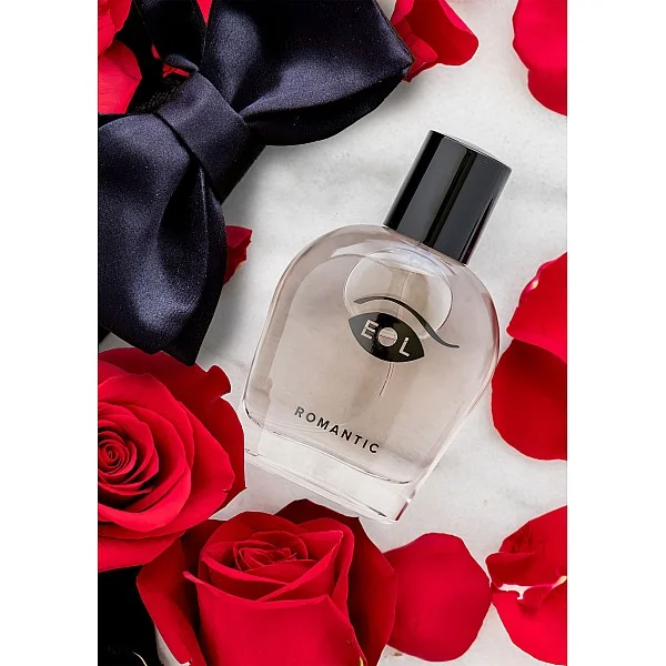 Pheromone Attract Her 50ml - Romantic van het merk Eye Of Love - Feromonen Parfum - online kopen bij Masculum.nl. De discrete online seks-toys en erotisch heren ondergoed winkel voor gay & hetero mannen.