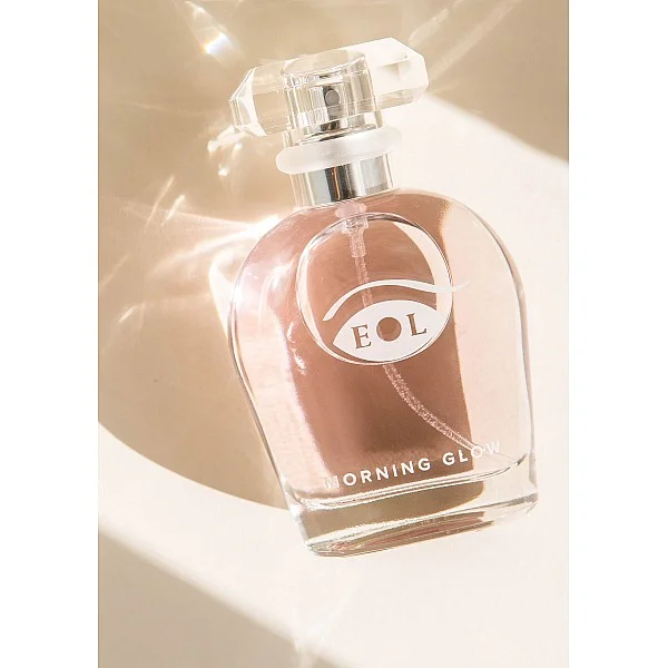 Pheromone Attract Him 50ml - Morning Glow van het merk Eye Of Love - Feromonen Parfum - online kopen bij Masculum.nl. De discrete online seks-toys en erotisch heren ondergoed winkel voor gay & hetero mannen.