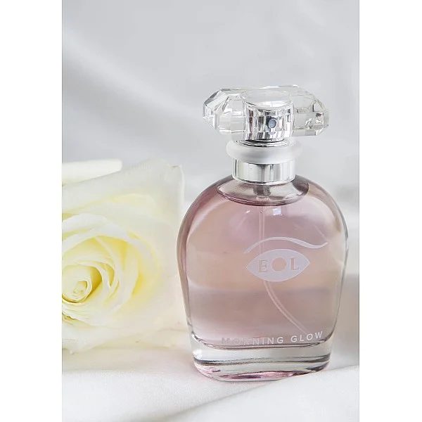 Pheromone Attract Him 50ml - Morning Glow van het merk Eye Of Love - Feromonen Parfum - online kopen bij Masculum.nl. De discrete online seks-toys en erotisch heren ondergoed winkel voor gay & hetero mannen.