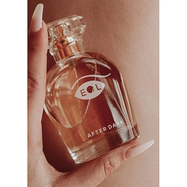 Pheromone Attract Him 50ml - After Dark van het merk Eye Of Love - Feromonen Parfum - online bestellen bij Masculum.nl. De discrete online seks-toys en erotisch heren ondergoed winkel voor gay & hetero mannen.